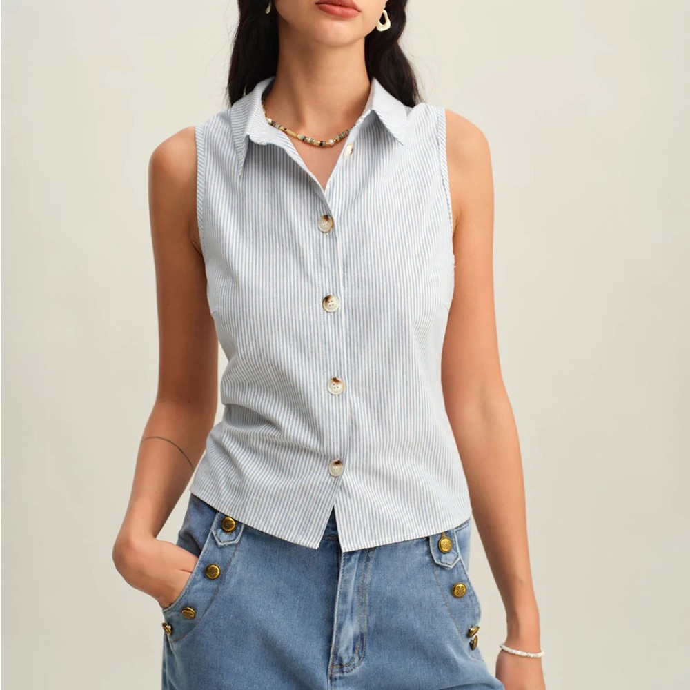 Rihoas Blue Striped Button Sleeveless Blouse